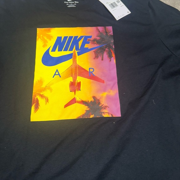 Nike Air with an Aircraft - Picture 3 of 6